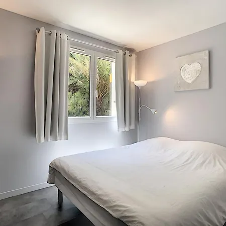Lägenhet Berlioz Garden - Jardin,free Parking,ac,wifi Antibes