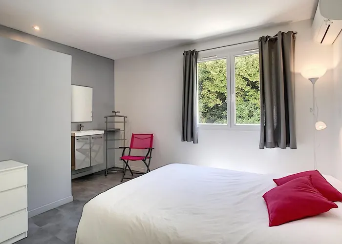 Berlioz Garden - Jardin,free Parking,ac,wifi * Antibes